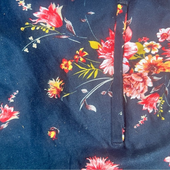 Torrid print shorts - Picture 8 of 14